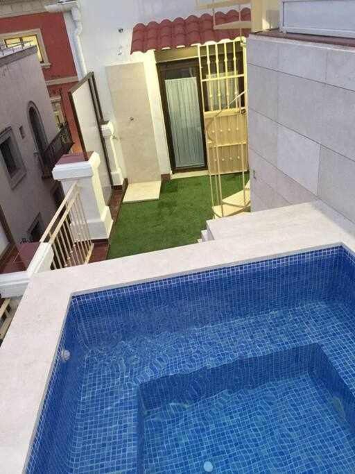 Atico Con Piscina Junto Catedral De Sevilla エクステリア 写真