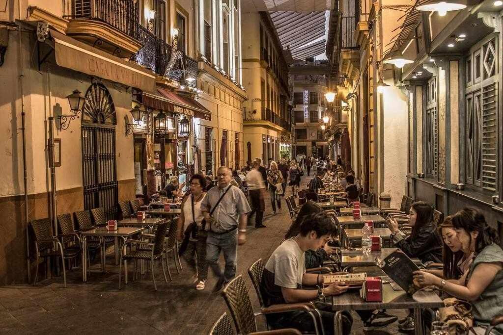 Atico Con Piscina Junto Catedral De Sevilla エクステリア 写真